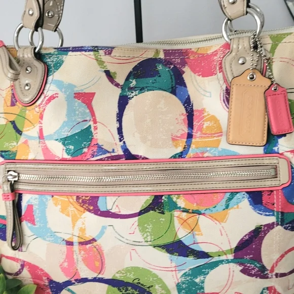 Coach Multicolor Signature Shoulder Bag - Picture 2 of 12